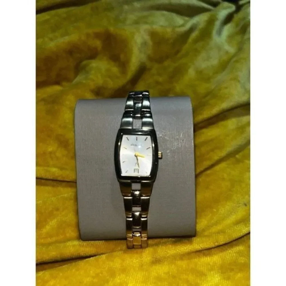 Fossil Silvertone Face Square Link Bracelet Band Watch